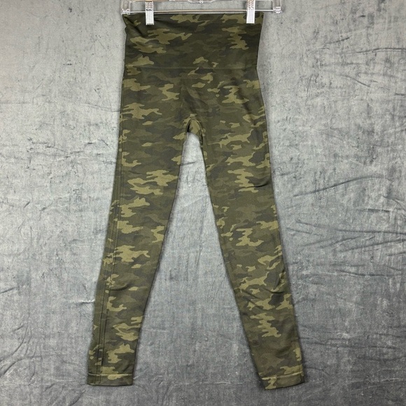SPANX Green Camouflage Ankle Leggings with Elastic Waistband - Picture 1 of 7